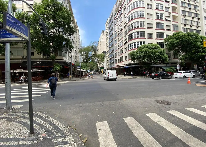 Lindo e luxuoso apto no coração de Copacabana Rio de Janeiro